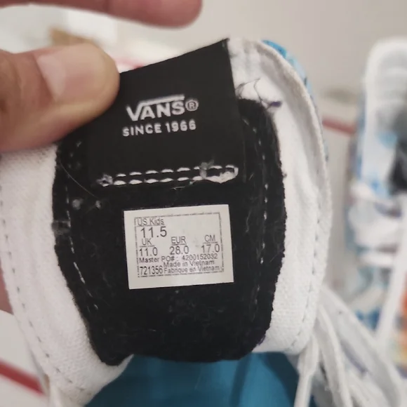 Vans X One Piece Sk8-Hi Punk Hazard Kids Sneakers - Picture 3 of 6